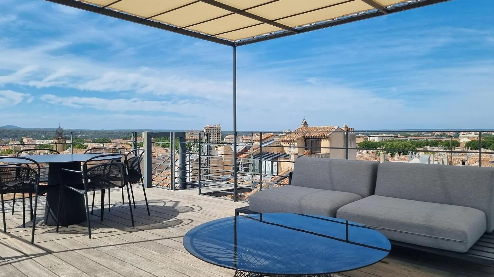6 Rue Marechal Foch - Luxury Apartment - Terrace Aix-en-Provence France